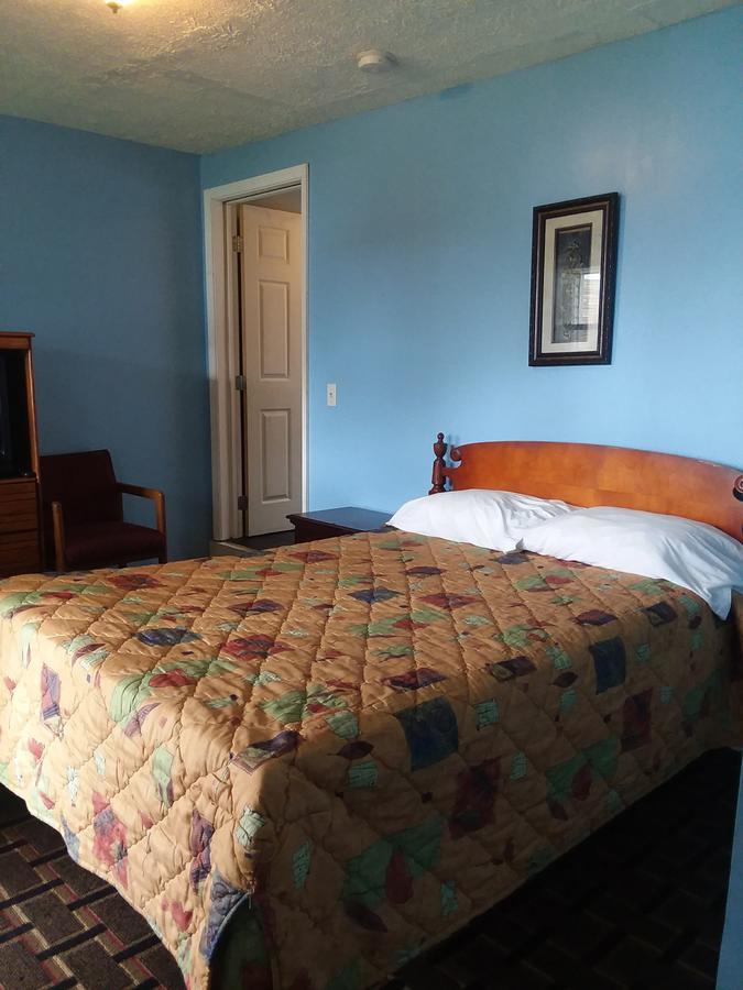 Scenic River Inn Motel Wartburg 외부 사진