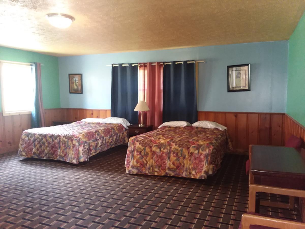 Scenic River Inn Motel Wartburg 외부 사진